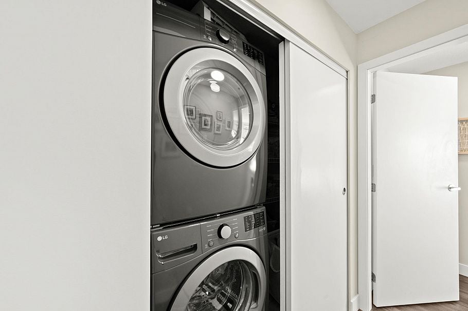 410 124 W 3rd Street North Vancouver, BC - 18