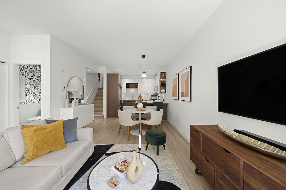 8438 Gladstone Street Vancouver, BC - 4