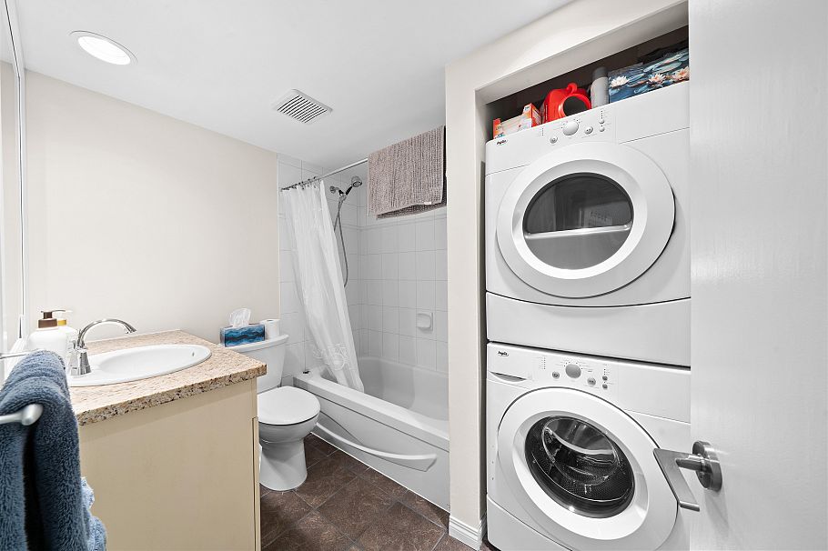 3021 Laurel Street Vancouver, BC - 20