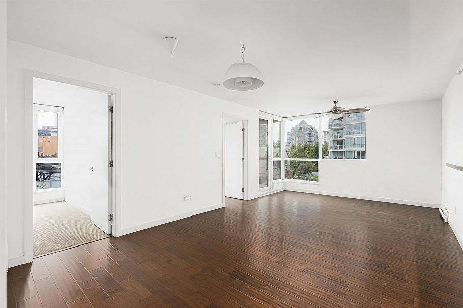 503 125 Milross Avenue Vancouver, BC - 9