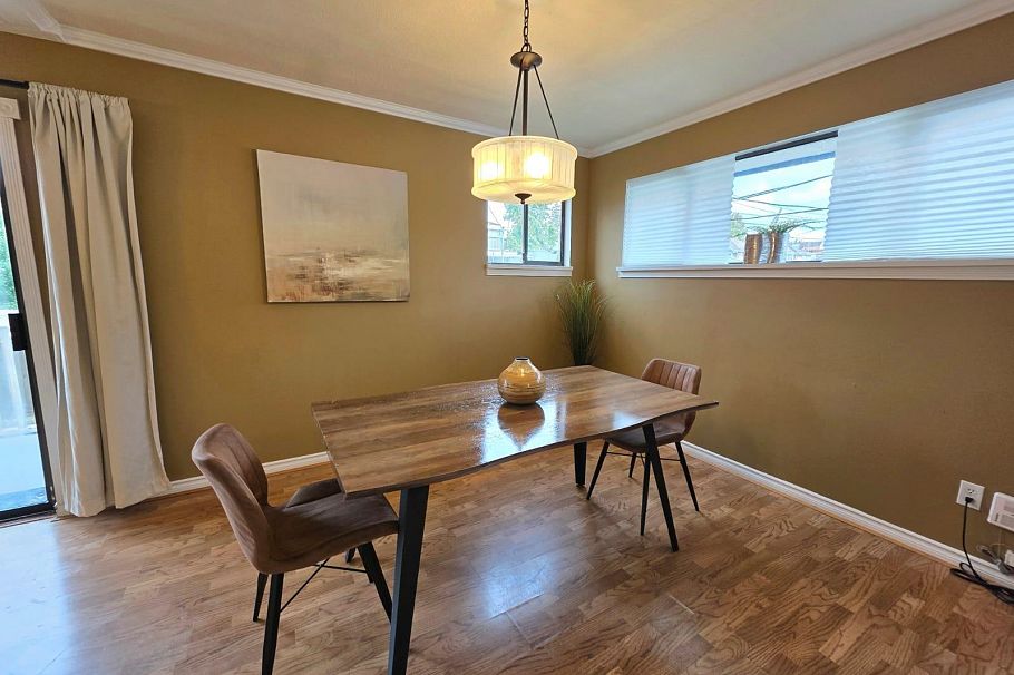 2725 E 52nd Avenue Vancouver, BC - 10