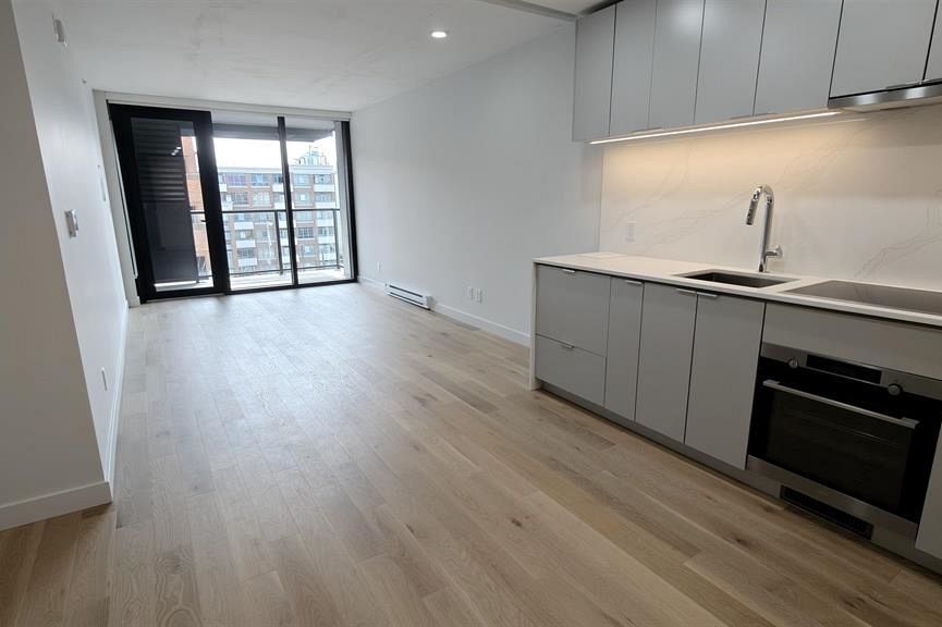 707 239 Keefer Street Vancouver, BC - 1