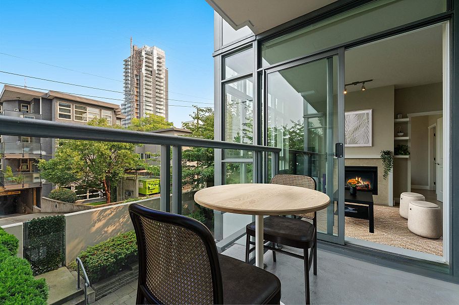 205 1333 W 11th Avenue Vancouver, BC - 17