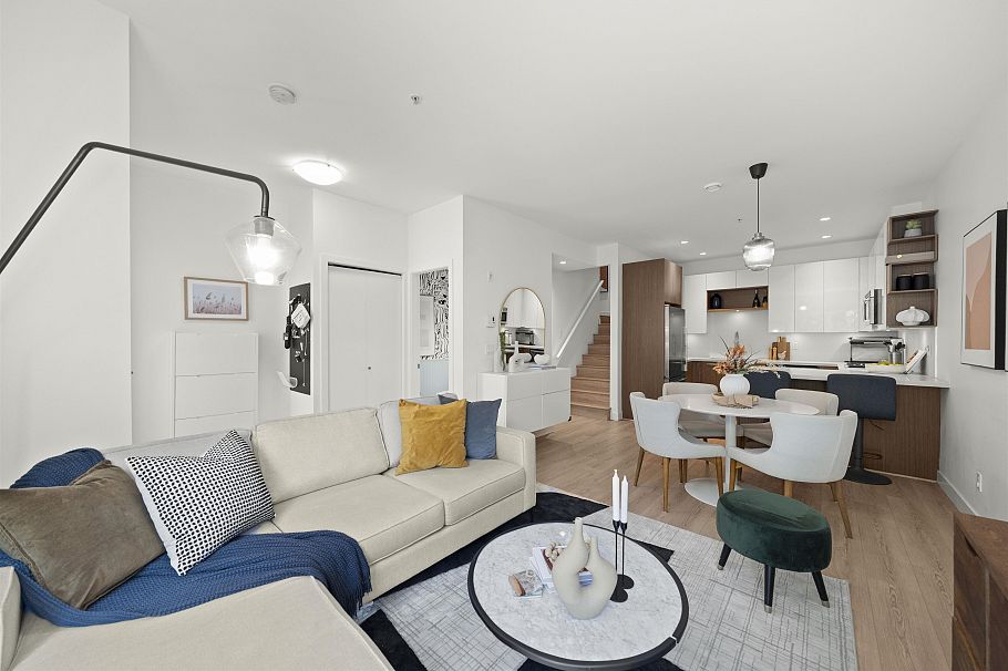 8438 Gladstone Street Vancouver, BC - 5