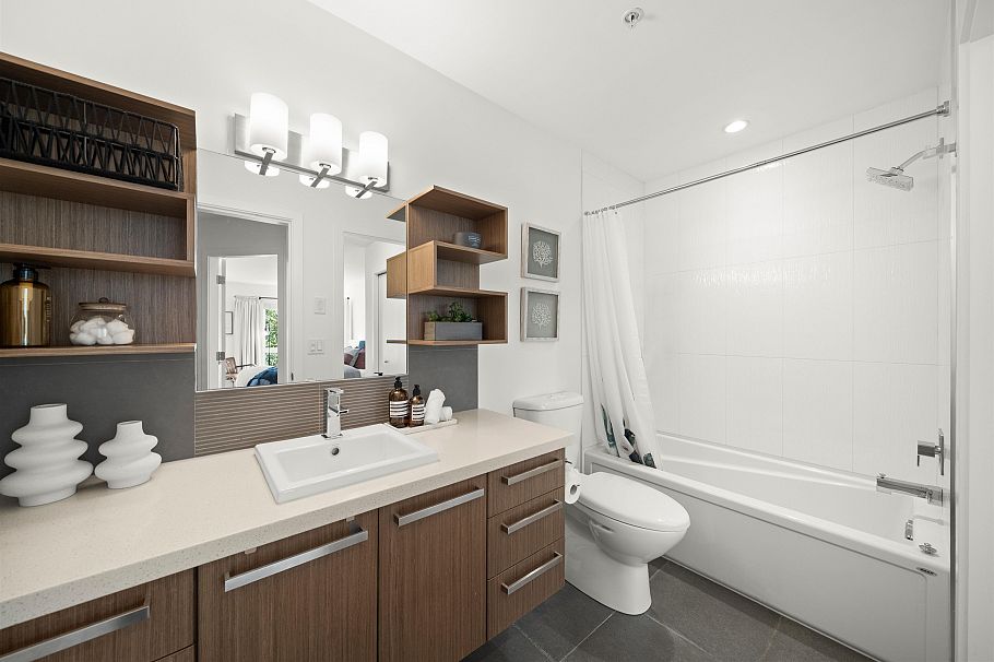 8438 Gladstone Street Vancouver, BC - 21