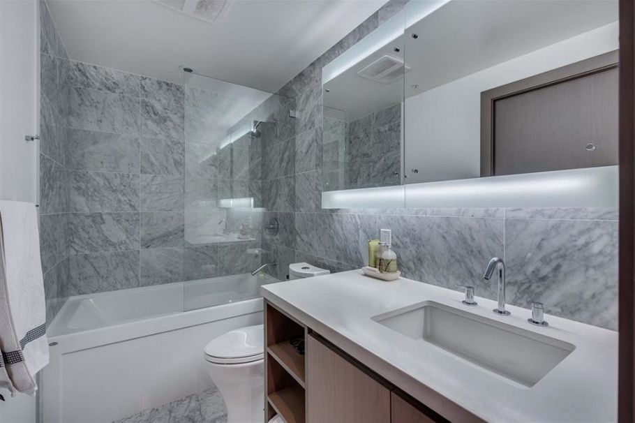 PH2015 68 SMITHE STREET, Vancouver BC V6B 0P4 Vancouver, BC - 11