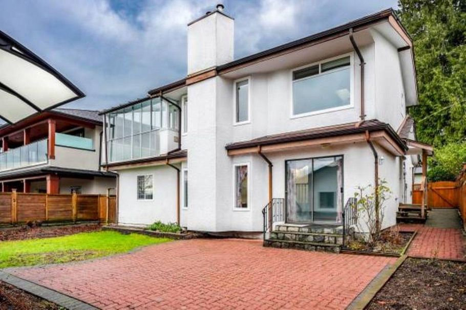 243 E 22ND STREET, North Vancouver BC V7L 3C5 North Vancouver, BC - 1