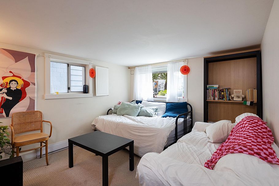 1617 E 36th Avenue Vancouver, BC - 12