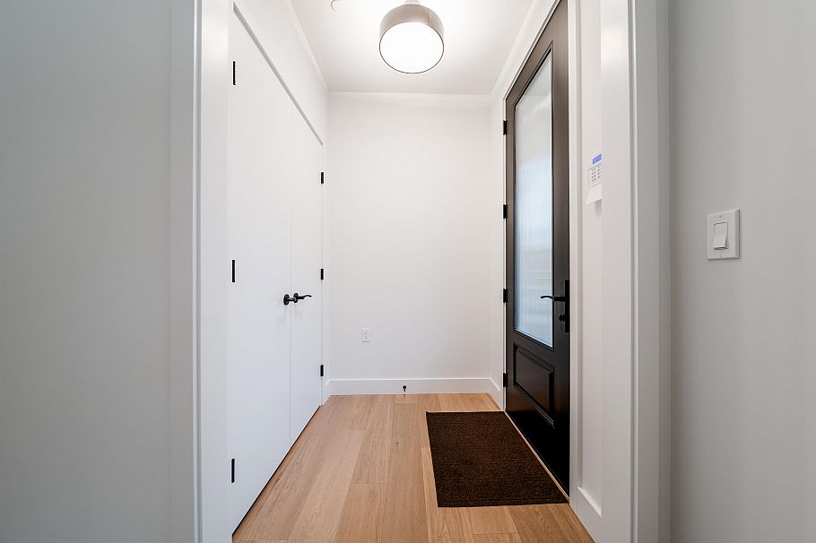 1138 E 26th Avenue Vancouver, BC - 7