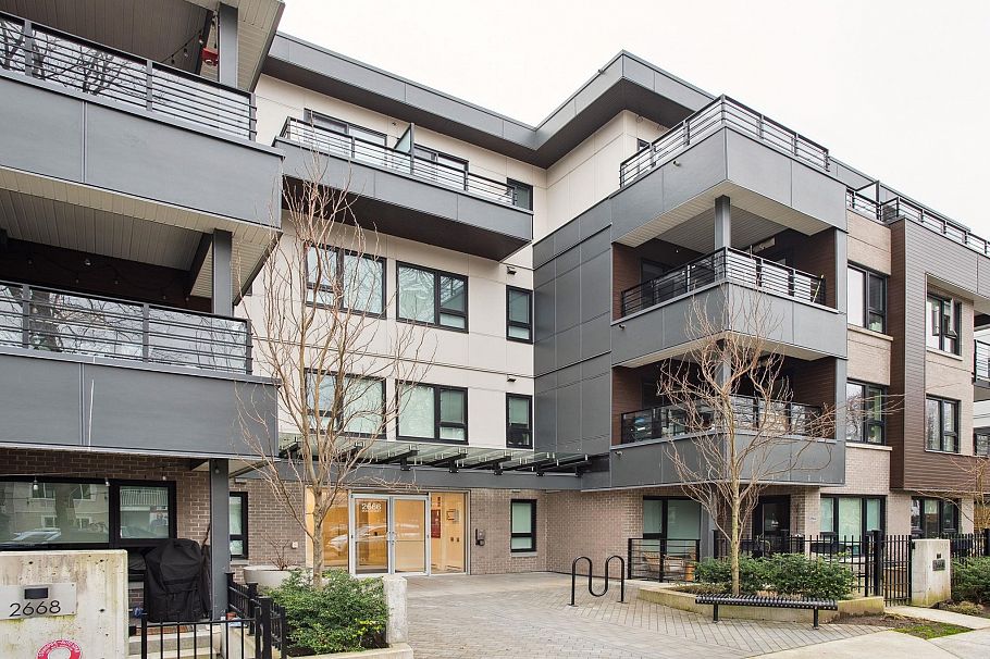 407 2666 Duke Street Vancouver, BC - 10