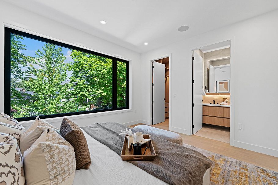 1 2858 W 12th Avenue Vancouver, BC - 17