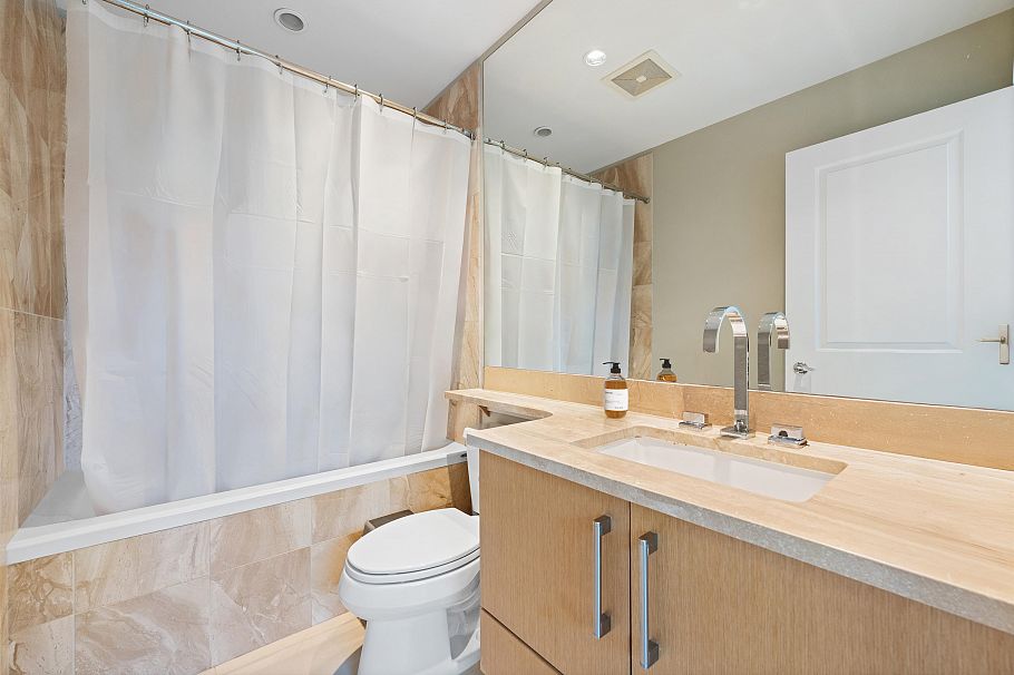 205 1333 W 11th Avenue Vancouver, BC - 11