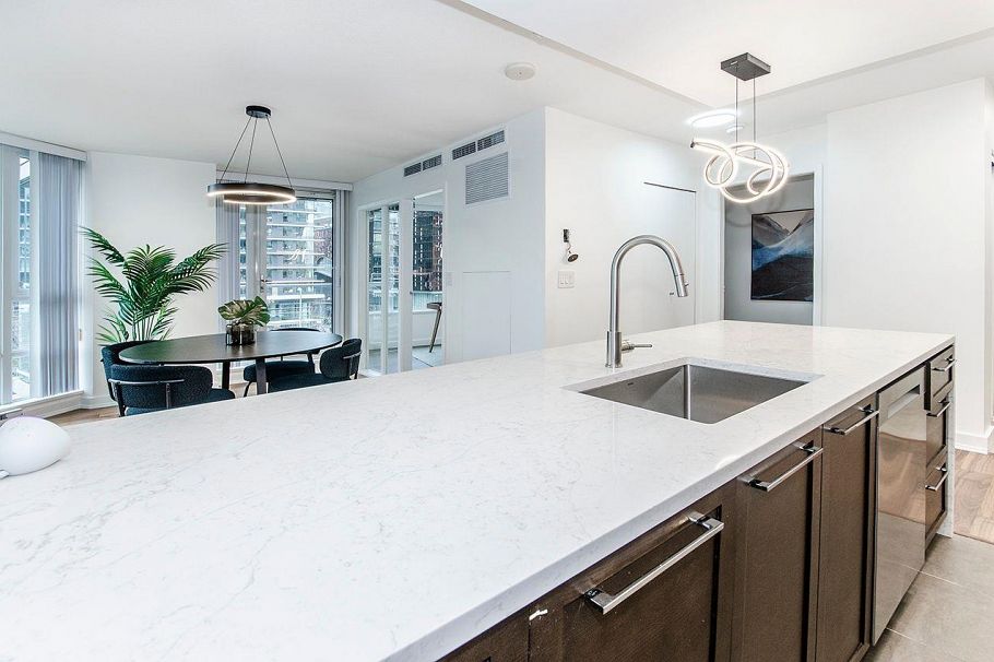 918 COOPERAGE WAY STREET, Vancouver BC V6B 0A7 Vancouver, BC - 11