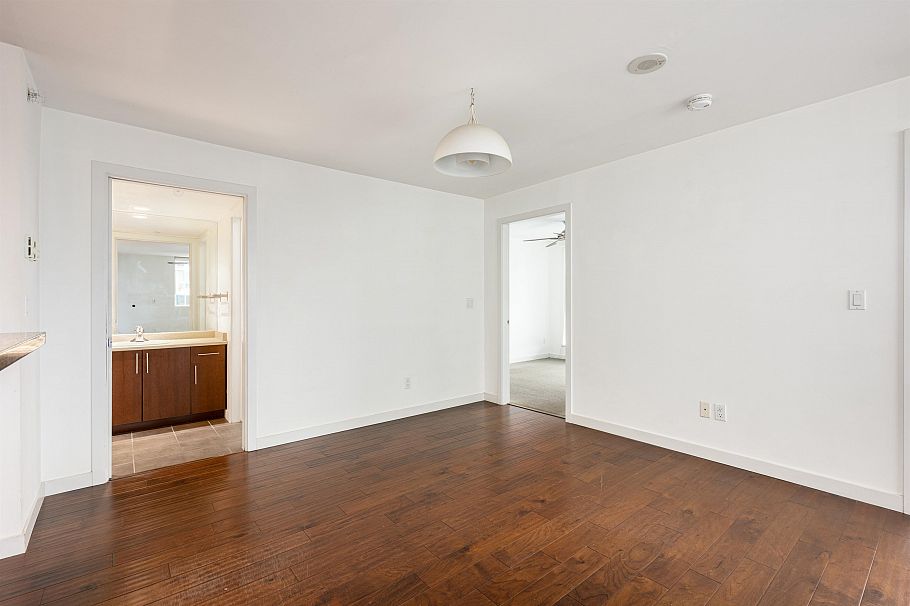 503 125 Milross Avenue Vancouver, BC - 12