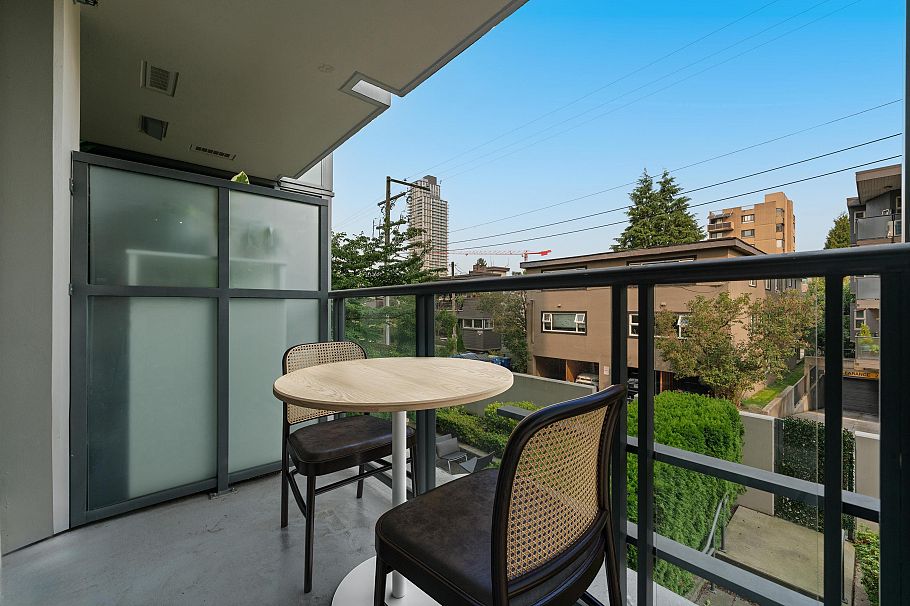 205 1333 W 11th Avenue Vancouver, BC - 18