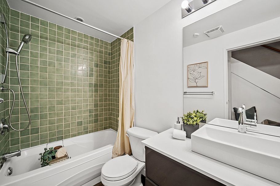 17 1345 W 4th Avenue Vancouver, BC - 28