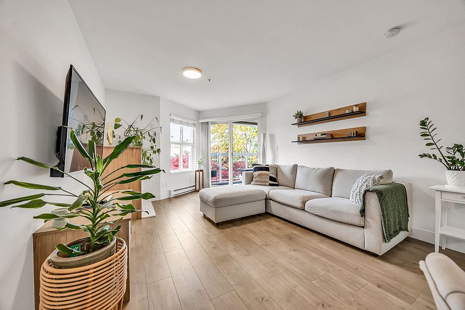 213 3038 E Kent Avenue South Vancouver, BC - 11