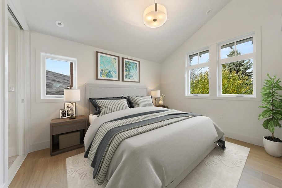 1136 E 26th Avenue Vancouver, BC - 3