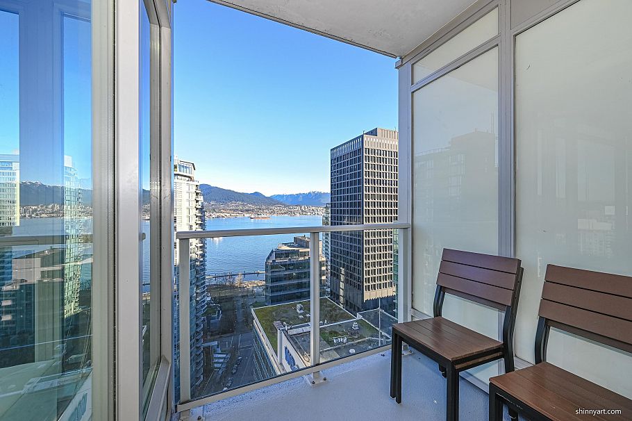 2401 1188 W Pender Street Vancouver, BC - 11