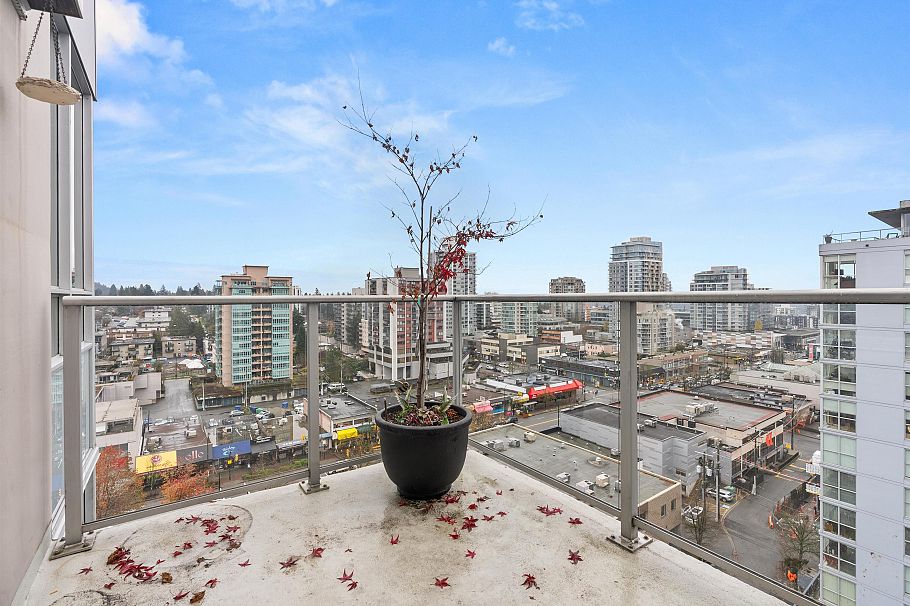 1404 120 W 16th Street North Vancouver, BC - 25