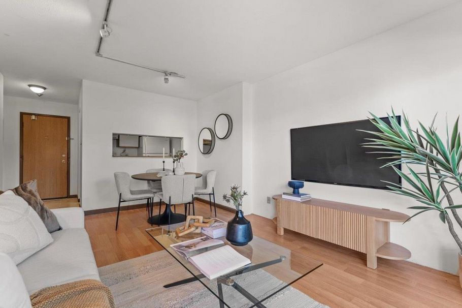 314 2222 Prince Edward Street Vancouver, BC - 5