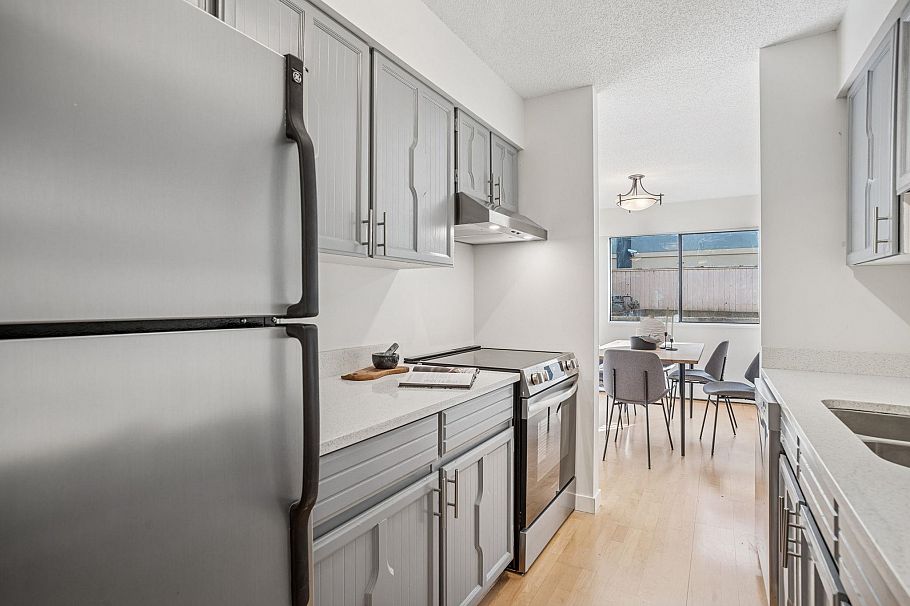 104 2190 W 8th Avenue Vancouver, BC - 13