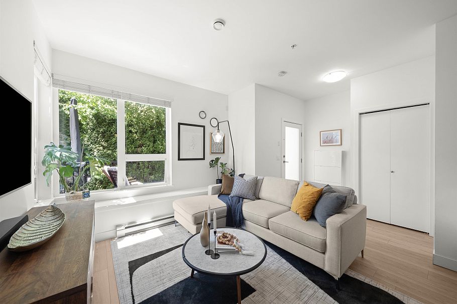 8438 Gladstone Street Vancouver, BC - 6