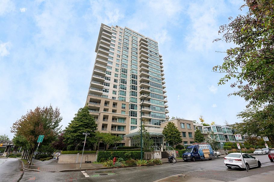 503 125 Milross Avenue Vancouver, BC - 1