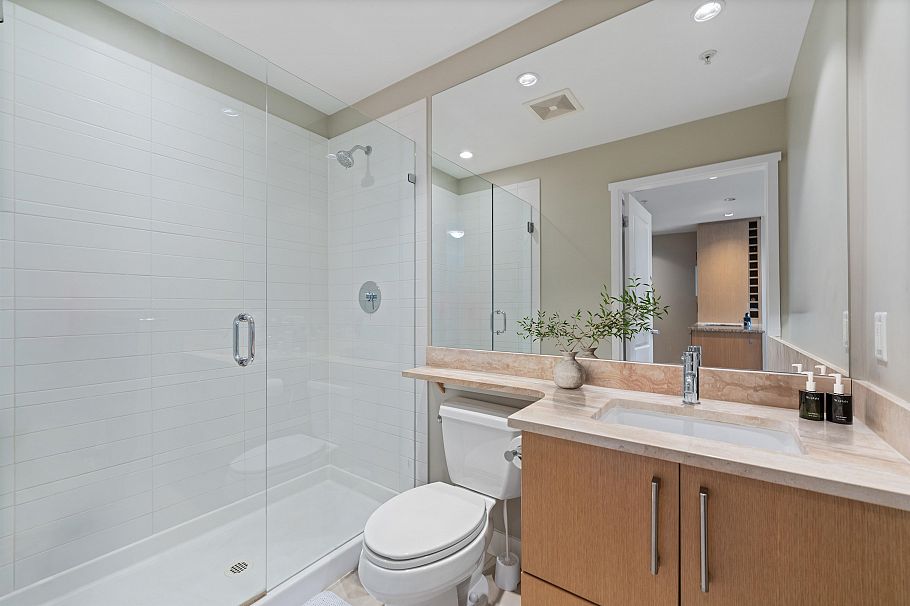 205 1333 W 11th Avenue Vancouver, BC - 15