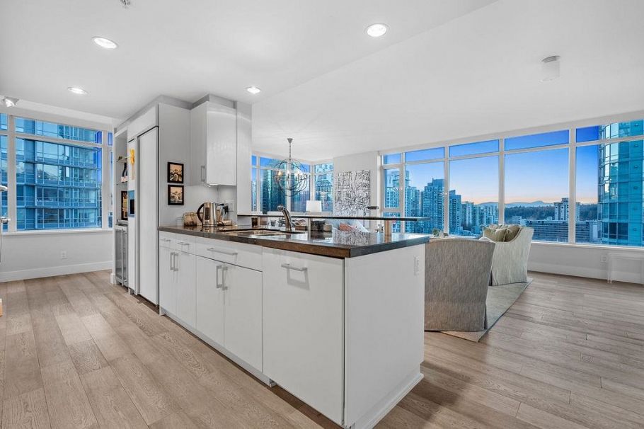 1304 1281 W Cordova Street Vancouver, BC - 5