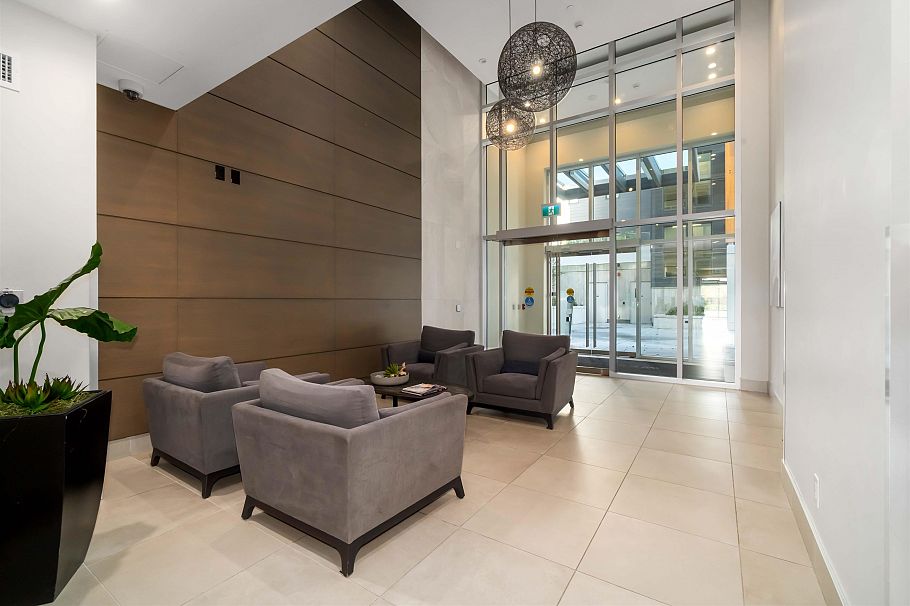 808 3581 E Kent Avenue North Vancouver, BC - 28