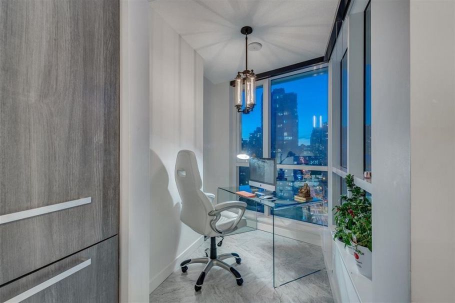 PH2015 68 SMITHE STREET, Vancouver BC V6B 0P4 Vancouver, BC - 18