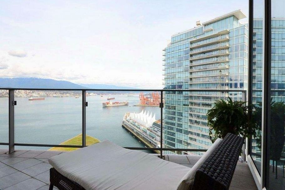 3304 1077 W Cordova Street Vancouver, BC - 1