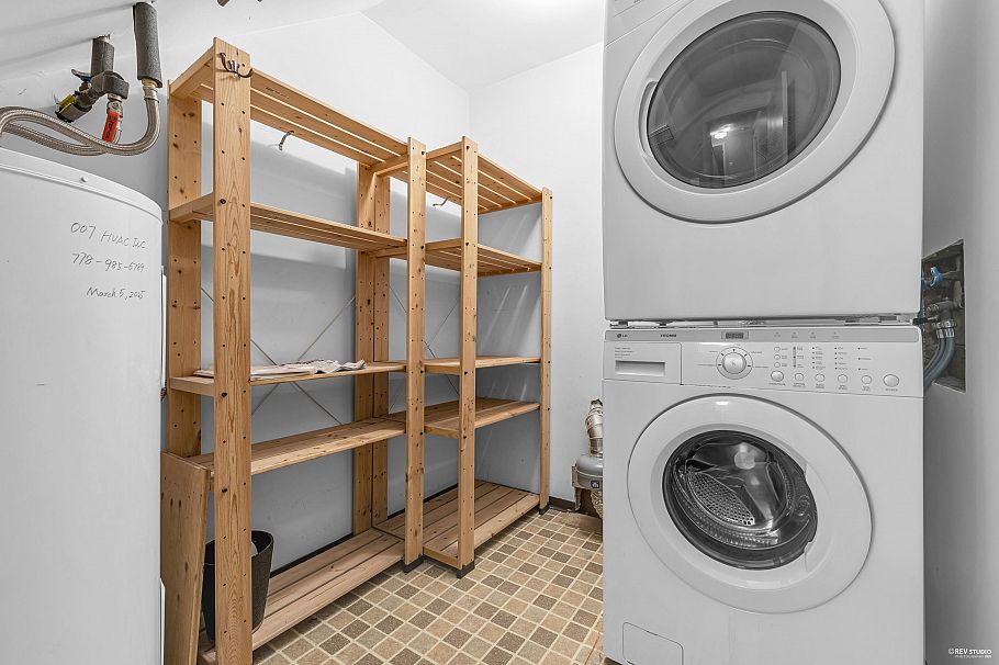 10 744 W 7th Avenue Vancouver, BC - 11