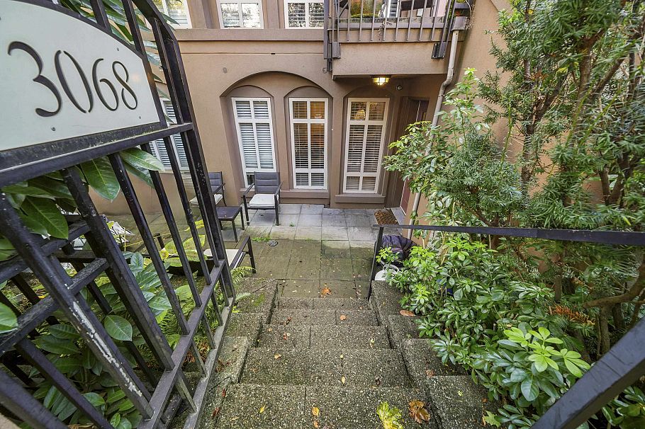 3068 W 4th Avenue Vancouver, BC - 24