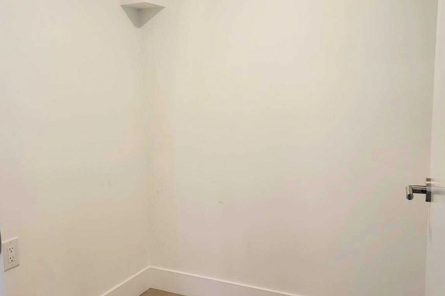 922 W 49th Avenue Vancouver, BC - 12