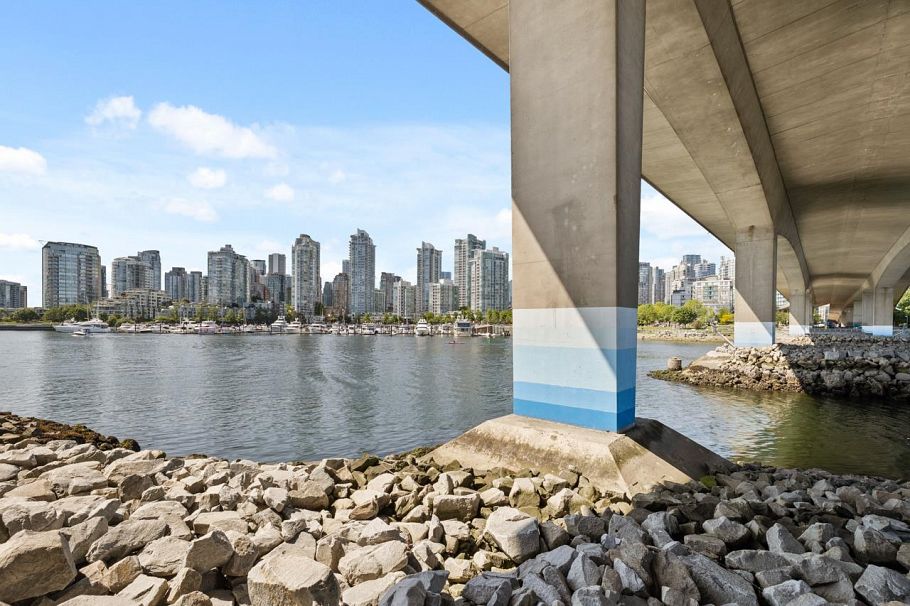 509 1919 Wylie Street Vancouver, BC - 19