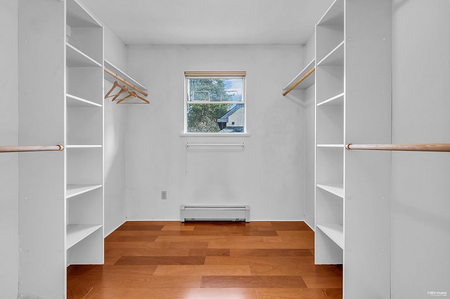 3979 W 33rd Avenue Vancouver, BC - 20