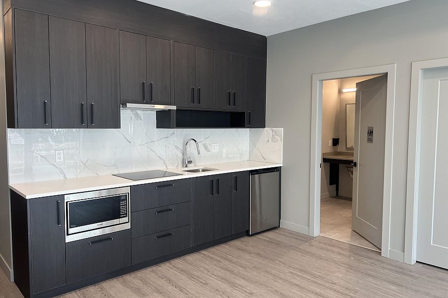 302 6859 Cambie Street Vancouver, BC - 20