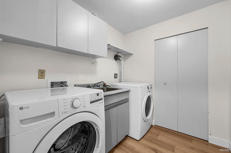 3979 W 33rd Avenue Vancouver, BC - 27