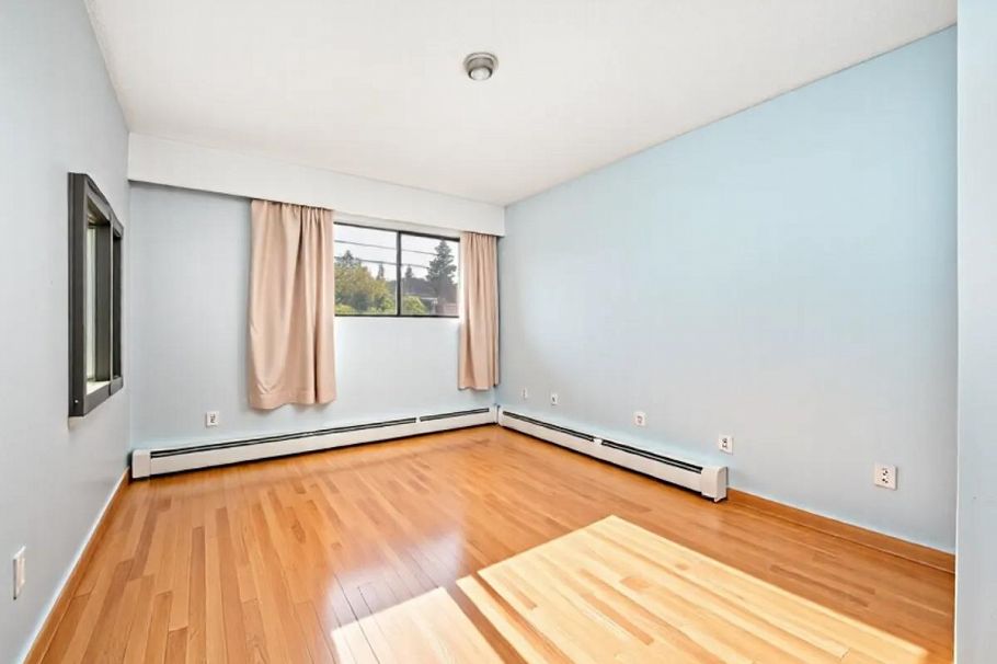 1609 Bewicke Avenue North Vancouver, BC - 11