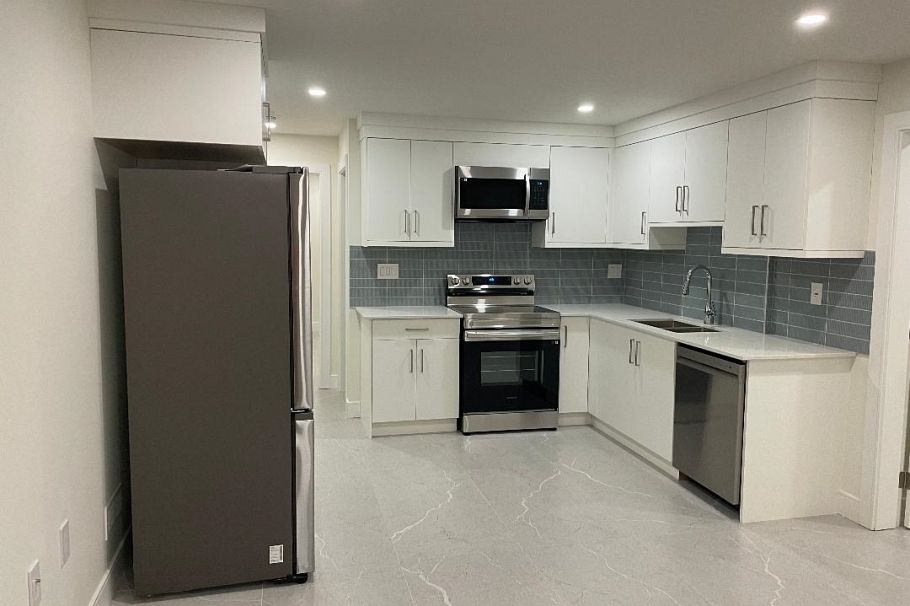 452 16 STREET EAST STREET, North Vancouver BC V7R 2T5 North Vancouver, BC - 3