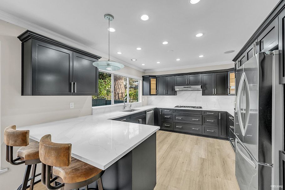 3979 W 33rd Avenue Vancouver, BC - 13