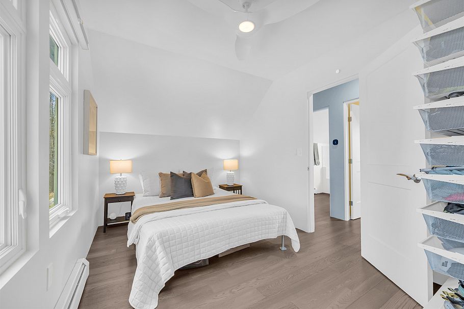 4379 Welwyn Street Vancouver, BC - 17