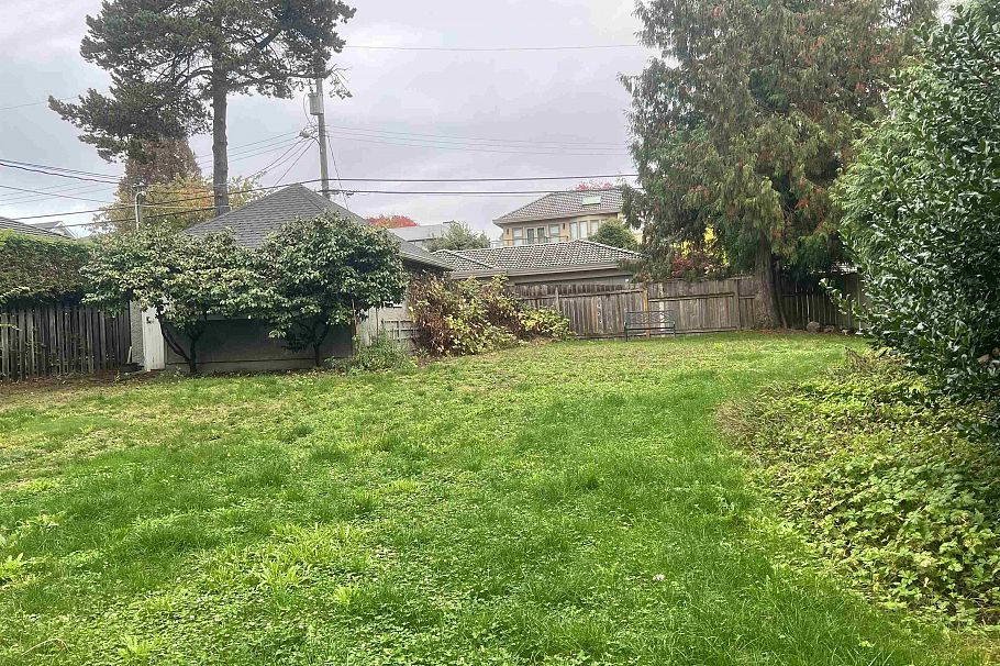 5870 Cartier Street Vancouver, BC - 2