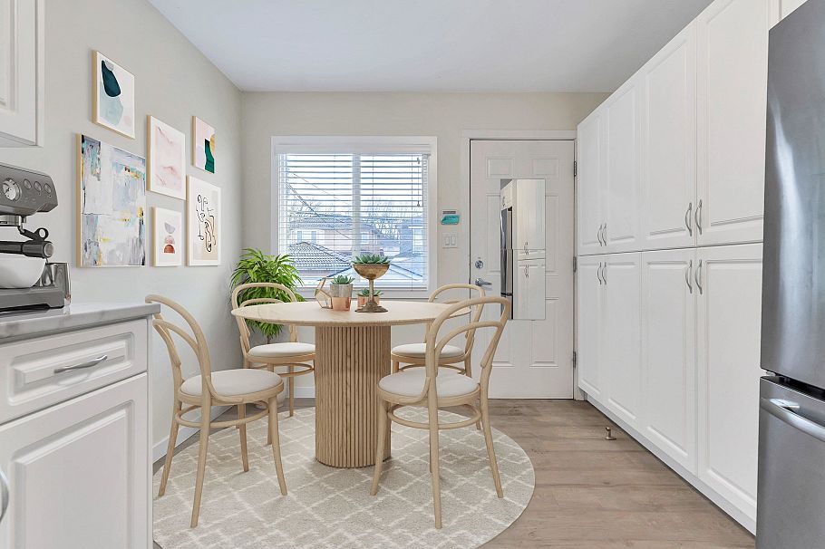 2052 E 41st Avenue Vancouver, BC - 15