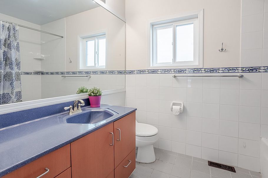 866 W 59th Avenue Vancouver, BC - 13