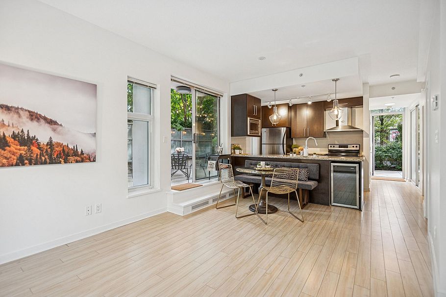 239 188 Keefer Place Vancouver, BC - 10