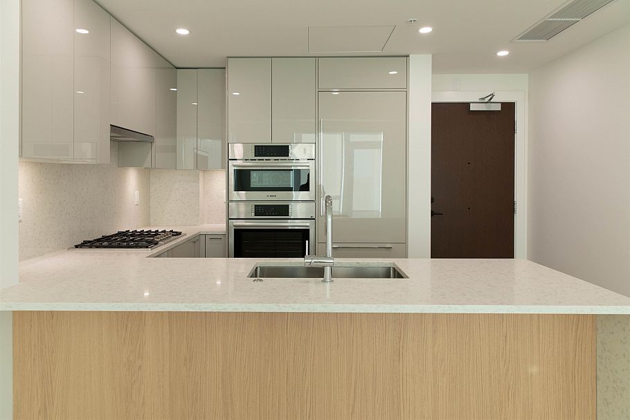 409 5058 Cambie Street Vancouver, BC - 11