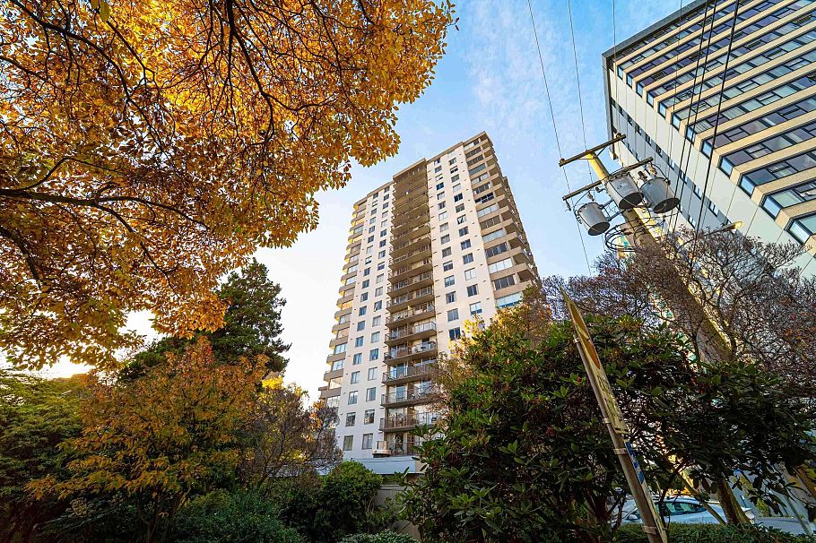 402 1251 Cardero Street Vancouver, BC - 25